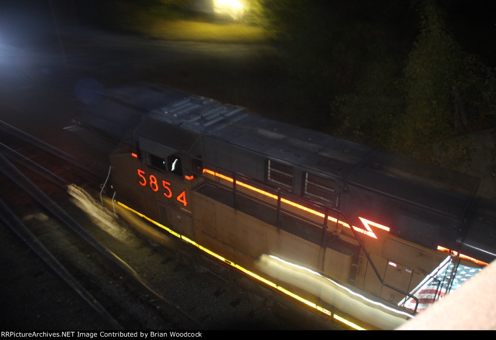 UP 5854
